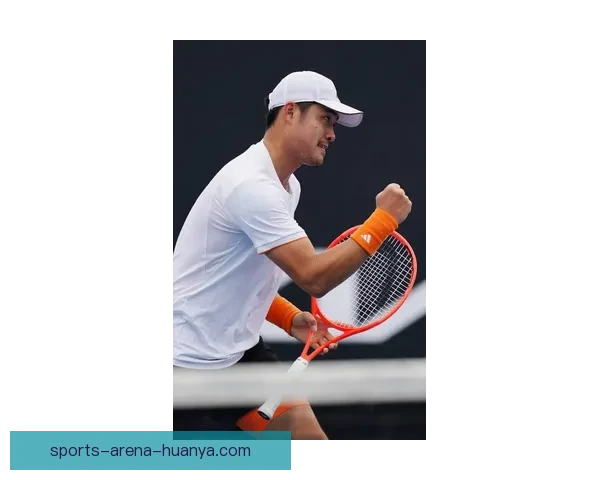 中国网坛新星吴易昺强势回归澳网正赛舞台_ib4gs8k9